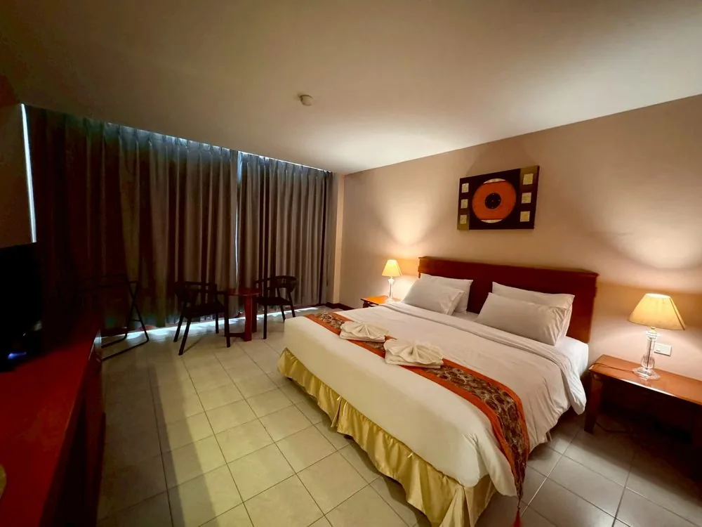 Guest room